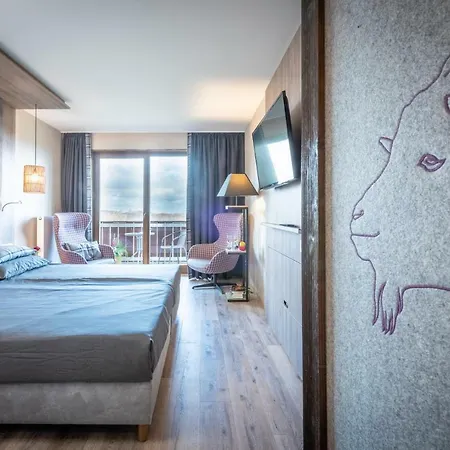 Hotel Berggasthof & Sennhuette