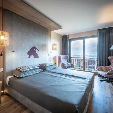Berggasthof & Sennhuette Hotel 3*